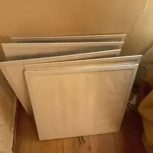 تعدادی لوازم برقی نو و درحد نو